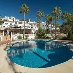 Palmas 4b Oasis Apartman *